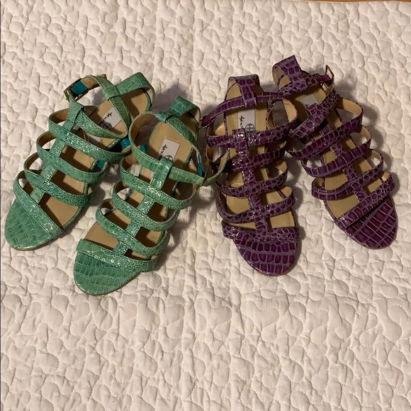 ❗️FREE Strappy sandals MUST BUNDLE Reptile print patent - Picture 9 of 9